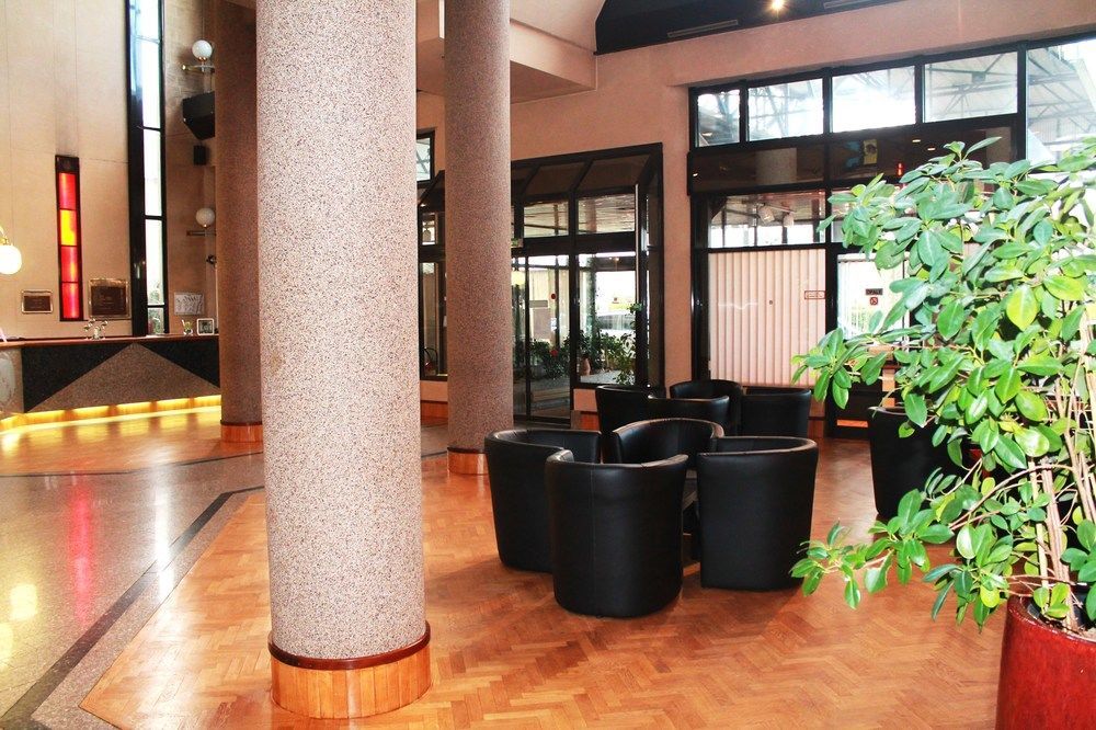 Disneyland Paris Saphir Hotel מראה חיצוני תמונה