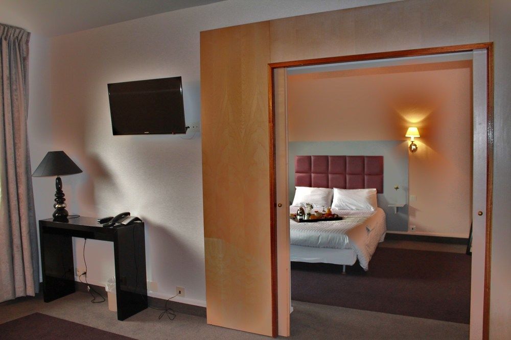 Disneyland Paris Saphir Hotel מראה חיצוני תמונה